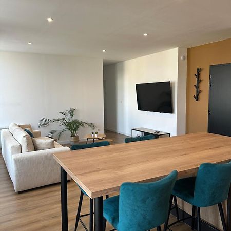 Appartement De La Gare เรเมียร์มอง ภายนอก รูปภาพ