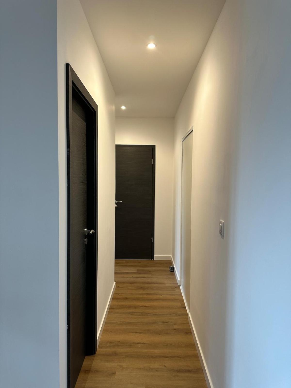 Appartement De La Gare เรเมียร์มอง ภายนอก รูปภาพ